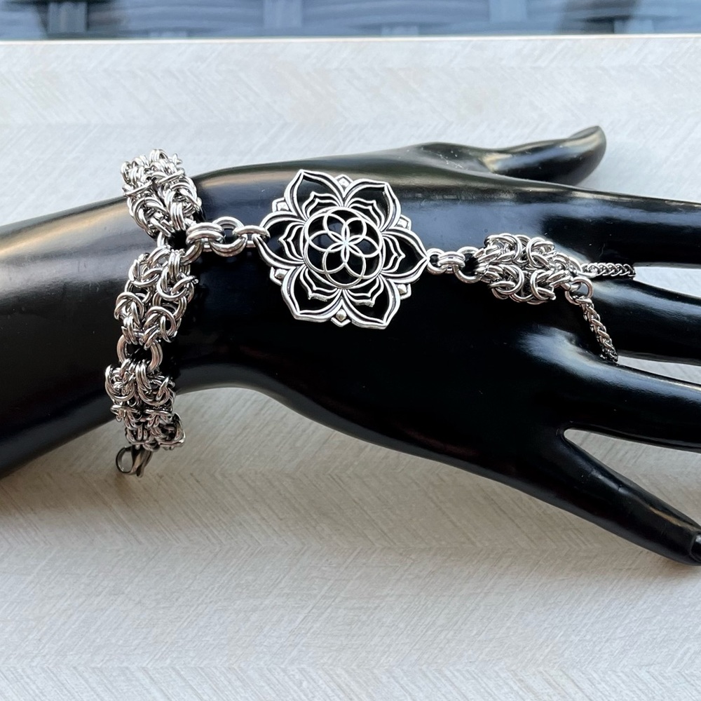 Handmade maille links lotus flower mandala yoga charm stainless steel bracelet